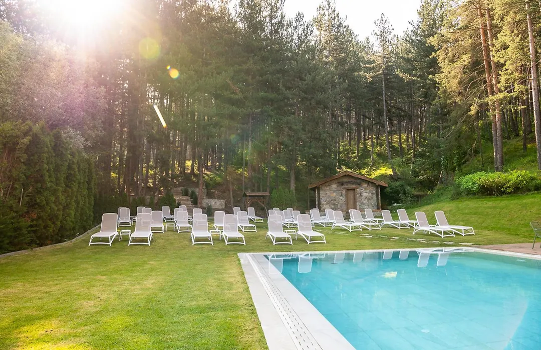 Kashmir Wellness & Spa Hotel Adults Only-1